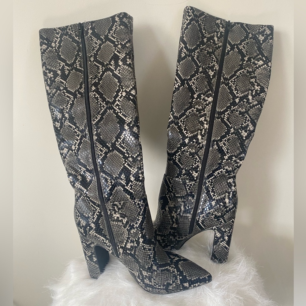 FOREVER 21 knee high boots